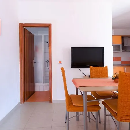 Apartamento Helena Lopar