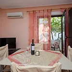 Apartman Helena Lopar
